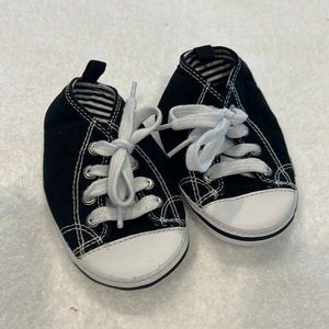 Gymboree (4) tennis soft shoe